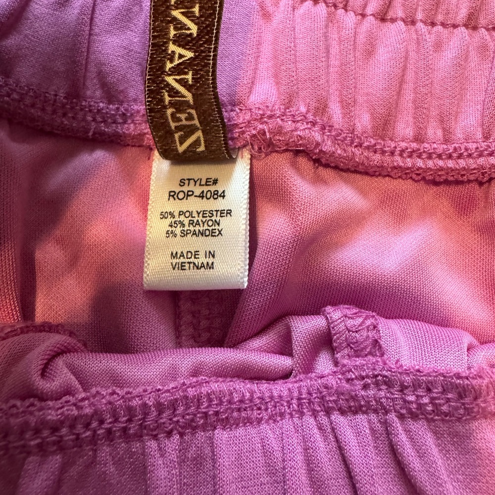 💗ZENANA• Pink Scuba Long Sleeve Scoop Neck Sweater and Shorts Set - Picture 7 of 8